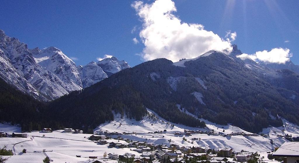 Haus Klara Affittacamere Neustift im Stubaital Esterno foto